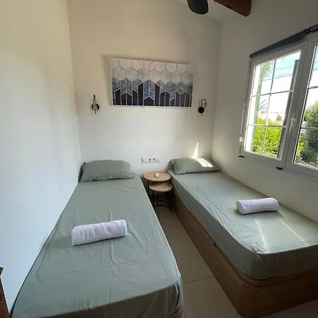 Hébergement de vacances Cala'n Porter - House For 4 With Pool And Garden Cala En Porter (Menorca)